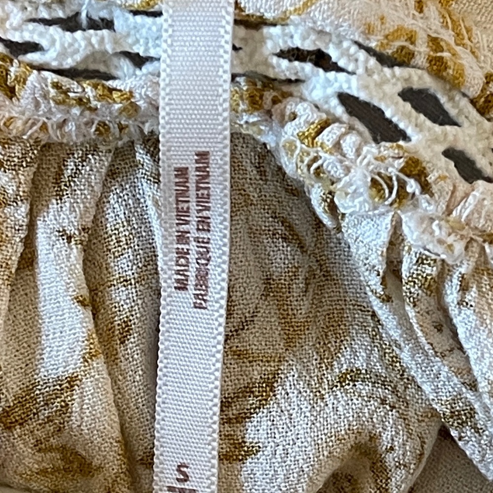Free People Talk About It Tunic Ivory Gold Boho Floral Tiered Flowy Petite Small - Picture 7 of 7